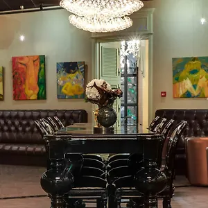 Otel Alfavito, Kiev